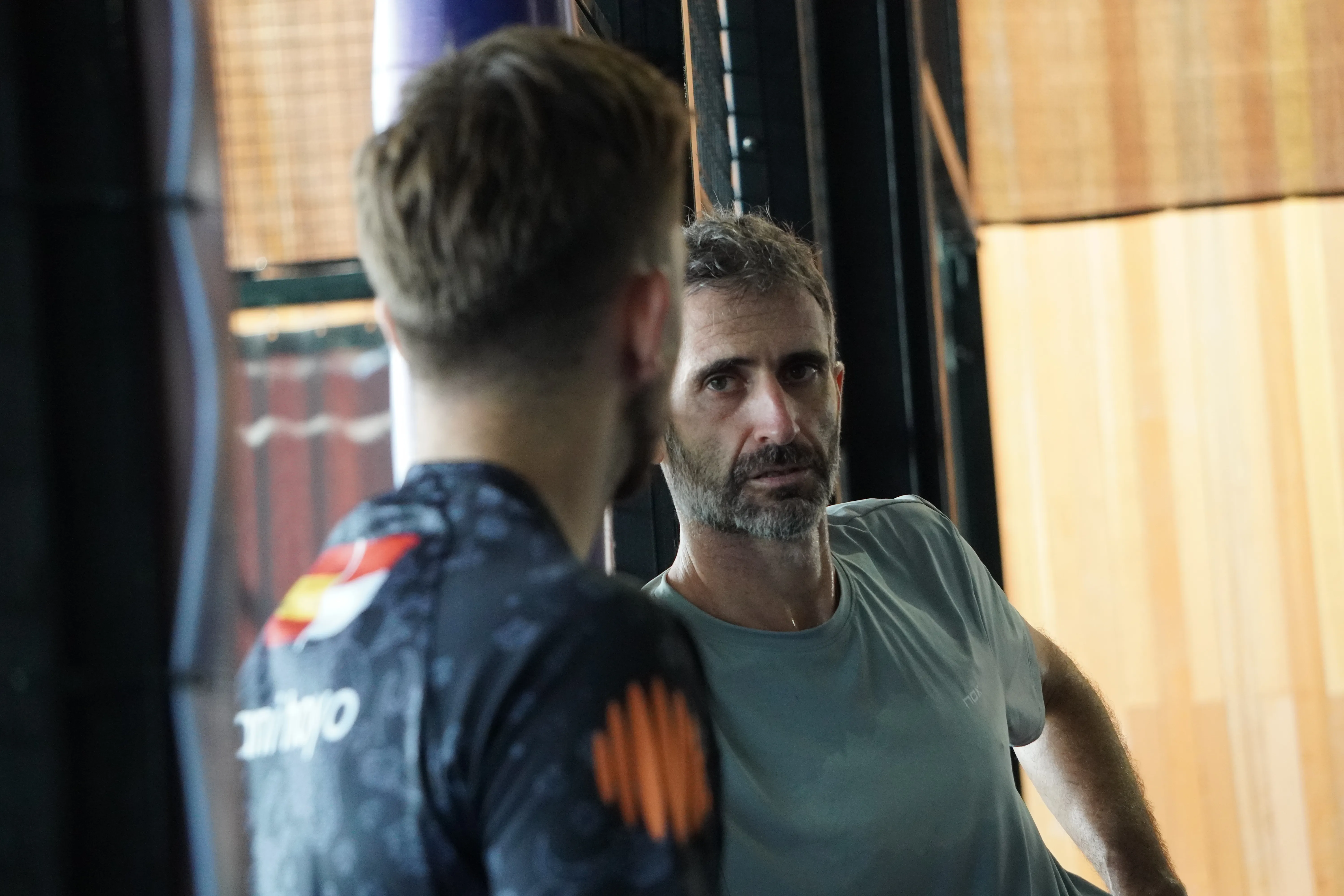 Fernando listening to Dani
